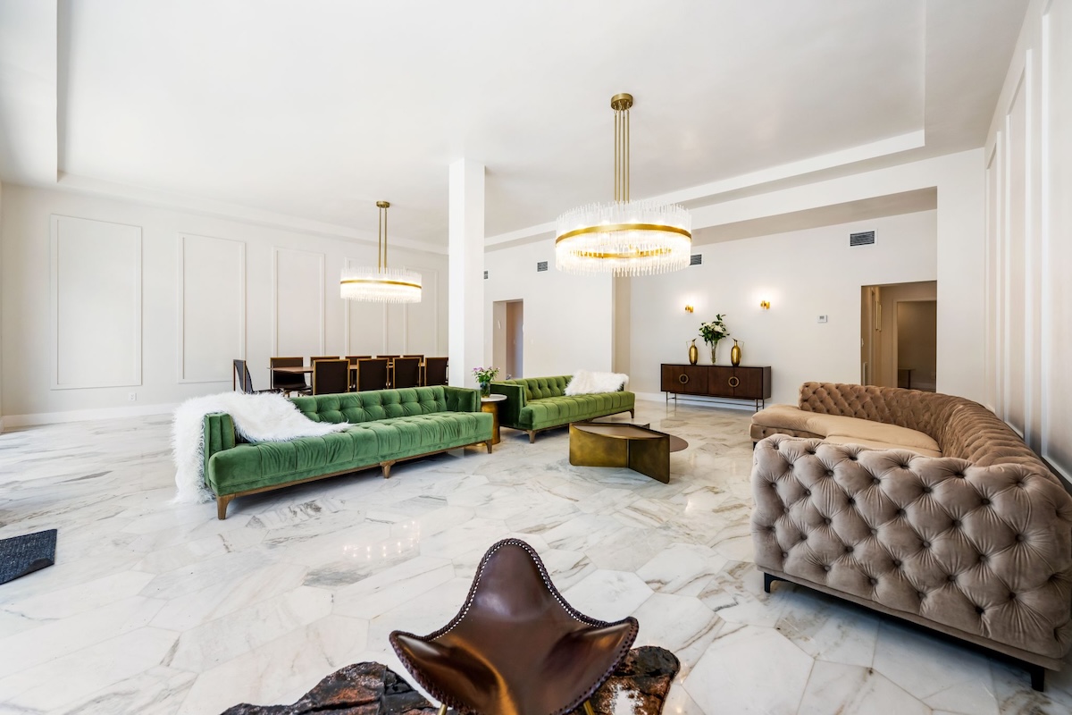 Palm Beach Luxury Estates: The Pinnacle of South Florida Living hero image